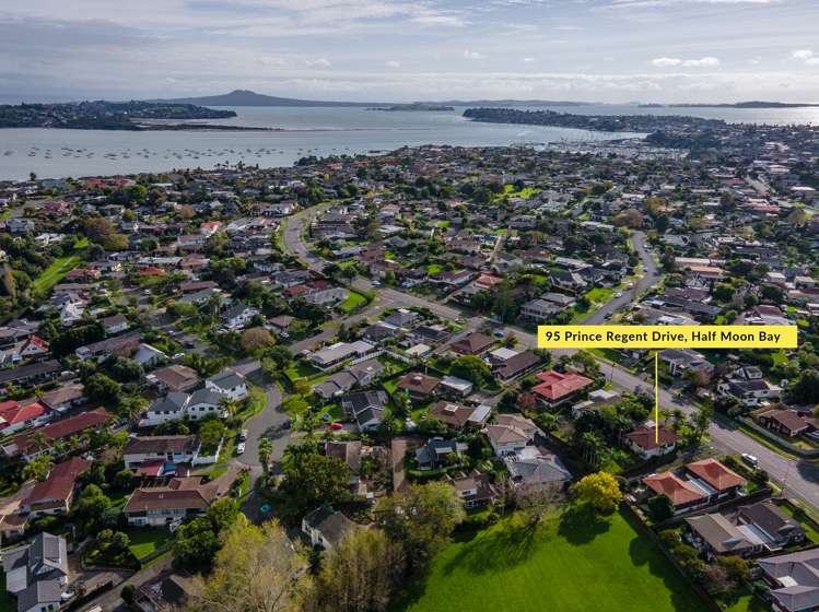 95 Prince Regent Drive Half Moon Bay_20