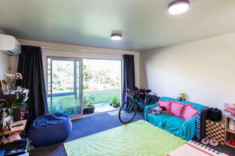 1-5/2 Douglas Street Lincoln_24