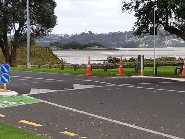 1A Kiwi Esplanade Mangere Bridge_12