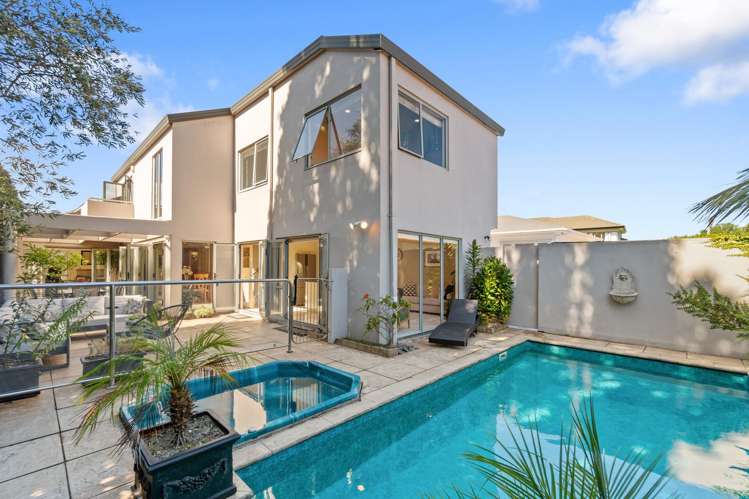 2/20A Matai Road Greenlane_0