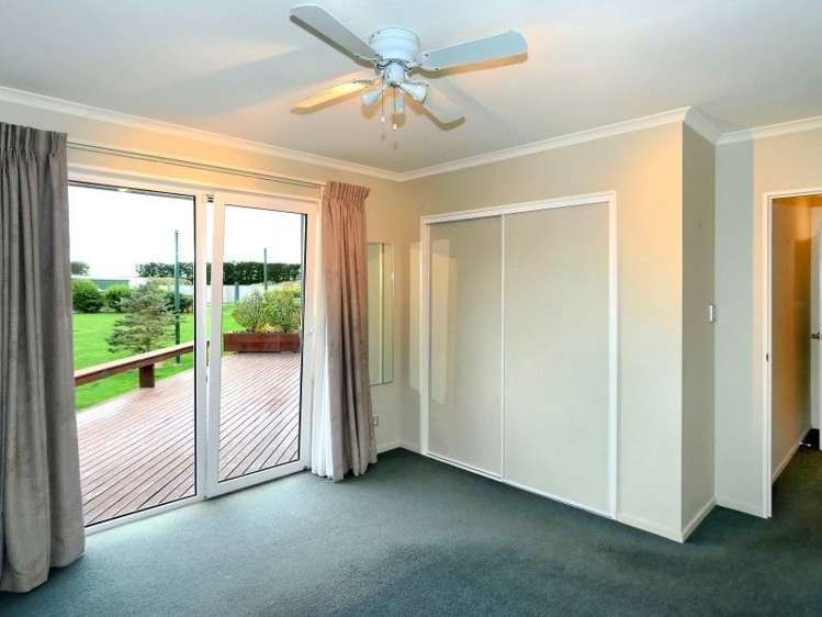 6 Mchugh Crescent Darfield_16