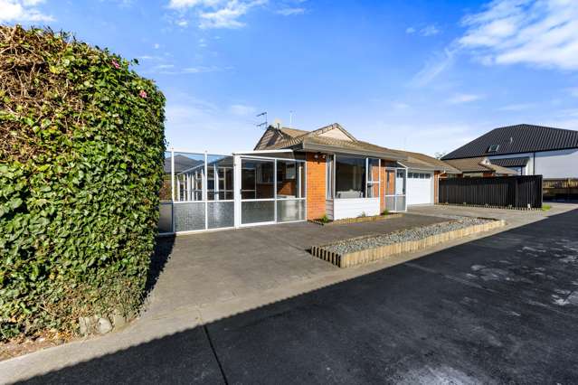 Easy living, excellent location