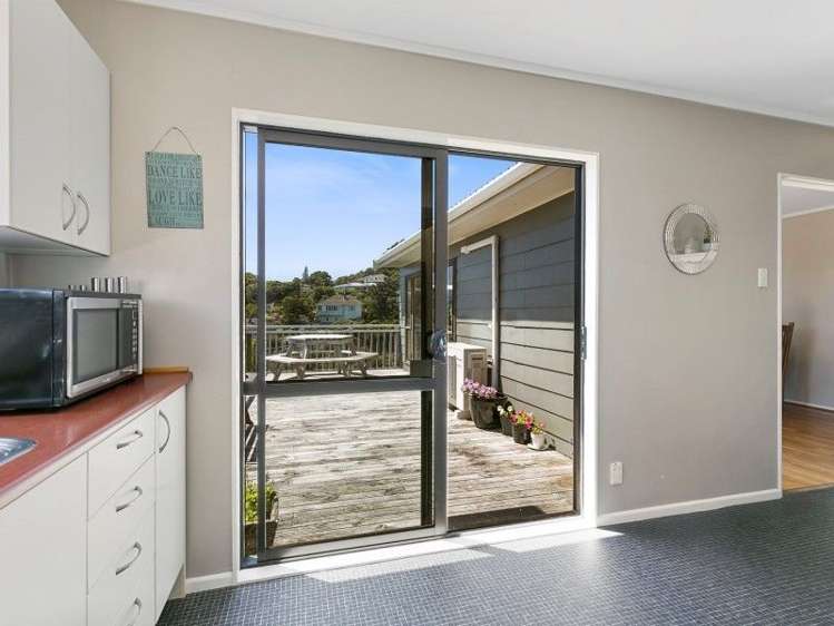 12 Tukanae Street Strathmore Park_9