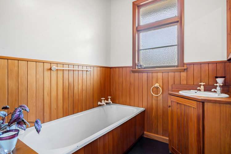 638 Oxford Road Fernside_13