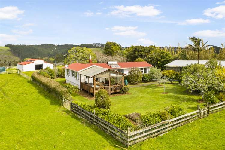 102 Taiapa Road Muriwai_18