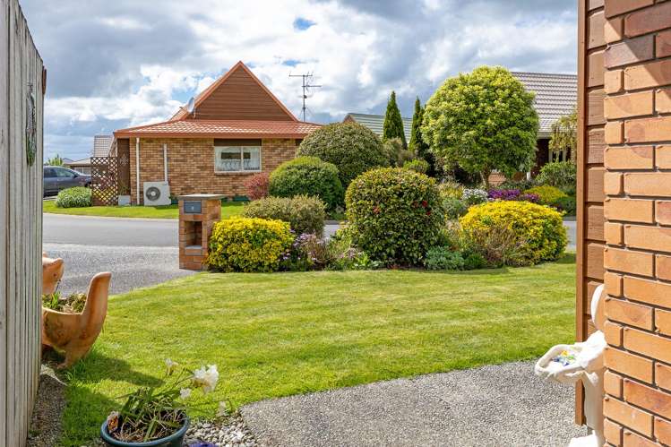 18/2 William Donald Drive Solway_14