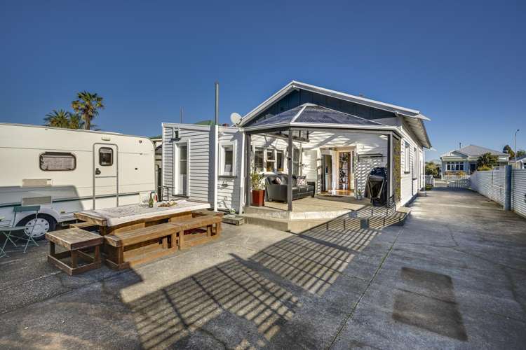 19 Mcdonald Street Napier South_3