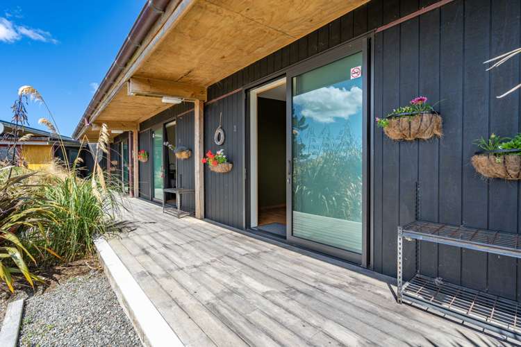 617 Papatotara Coast Road Tuatapere_6