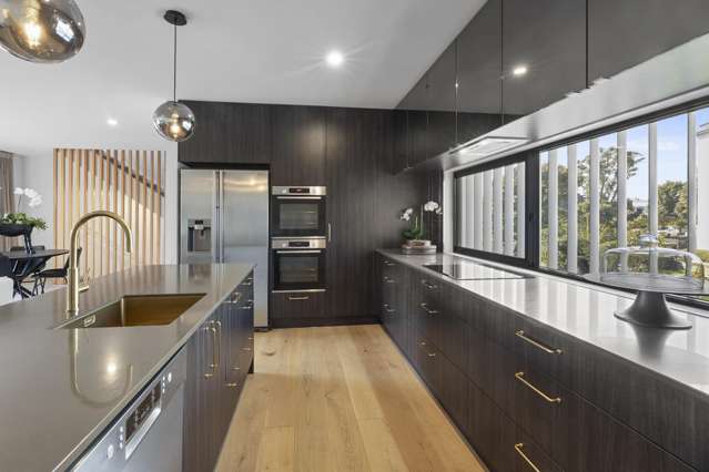 2/11a Baring Terrace Strandon_1