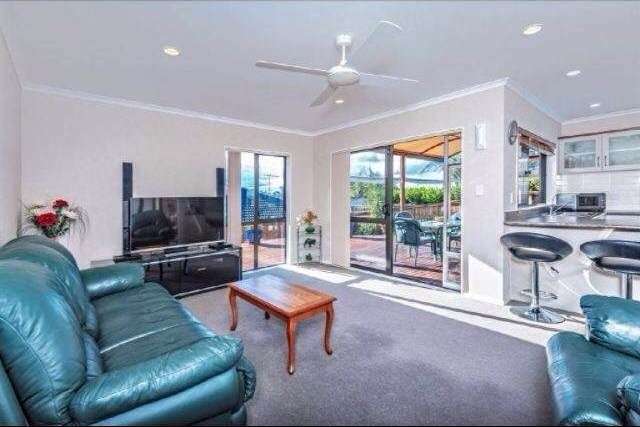 9 Sapperton Drive Henderson_3