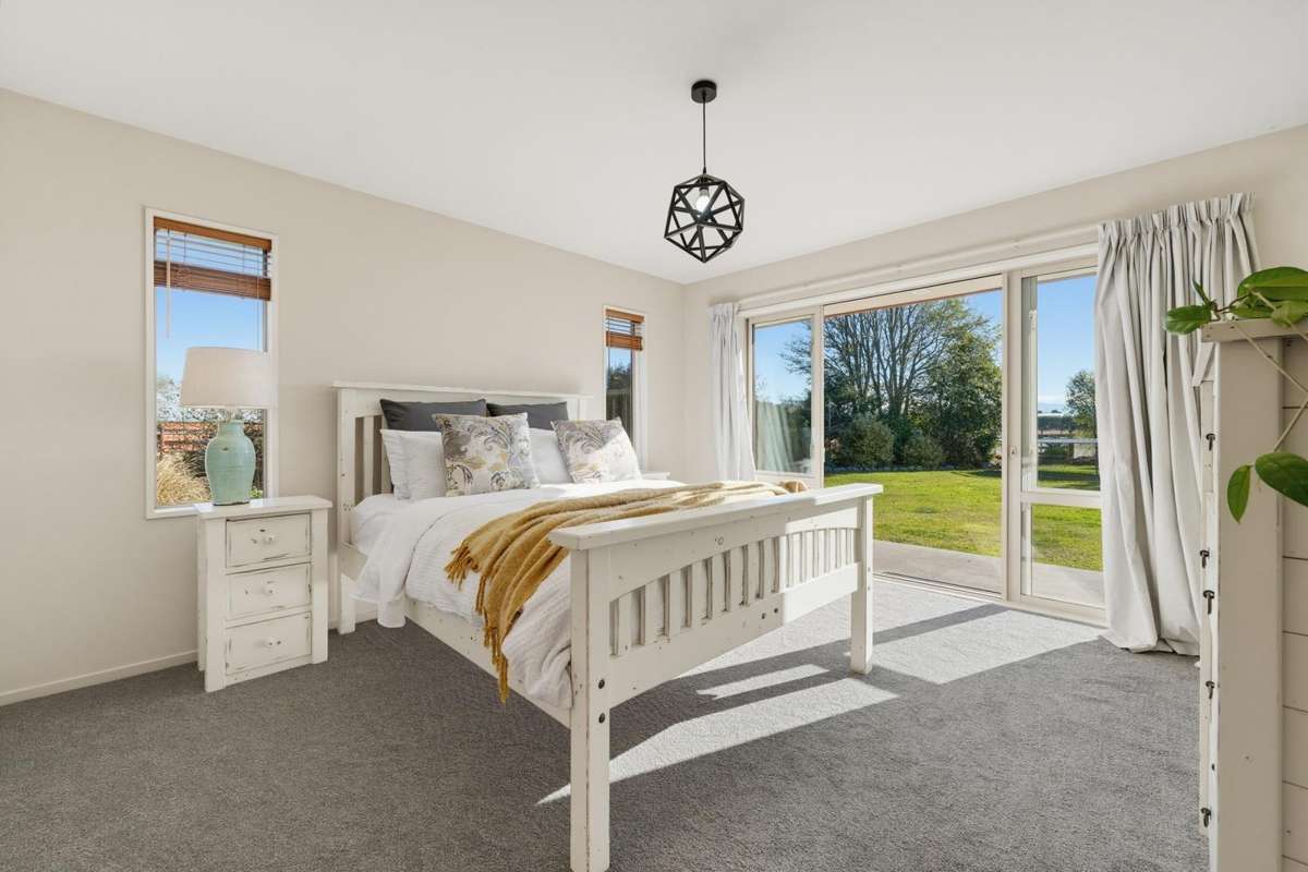 243 Mount Thomas Road_3