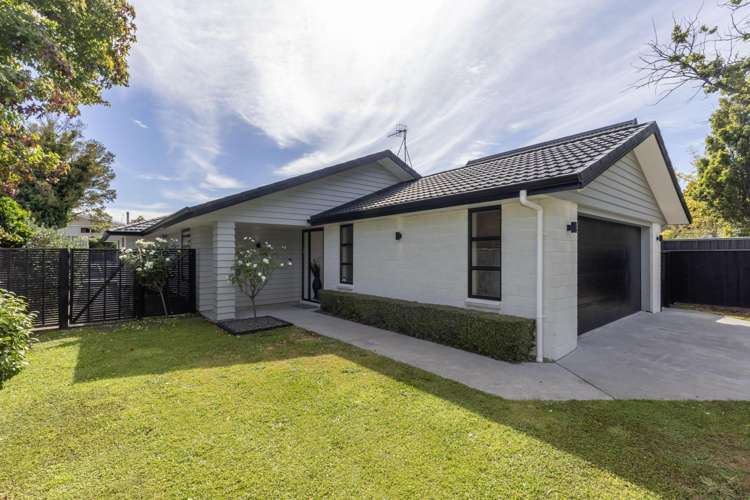 14 Fiesta Grove Raumati Beach_0