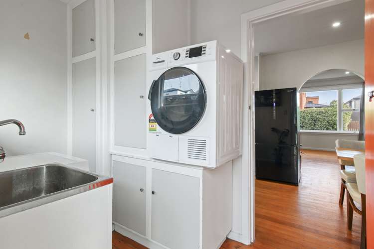 2/28 Bunyan Street Waltham_11