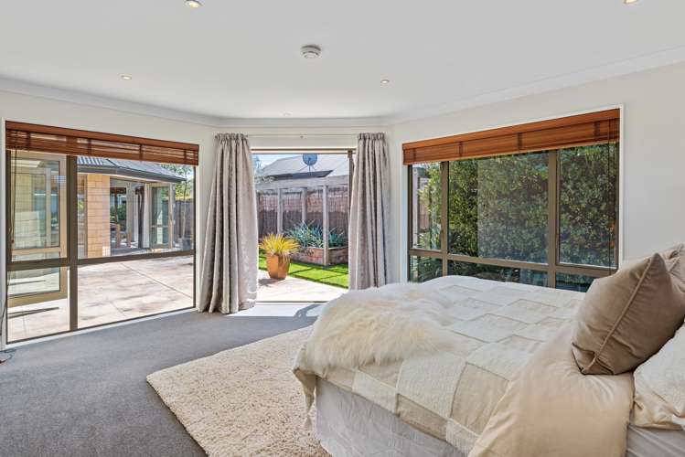 7 Milkers Gate Parklands_12