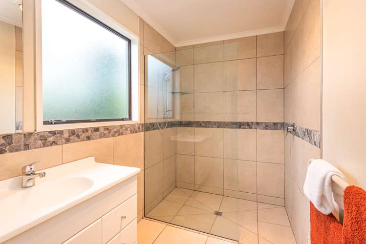 405 Avonhead Road Avonhead_10