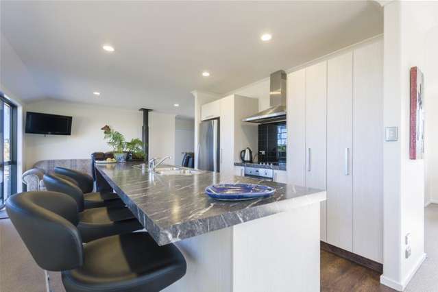 19 Shoreline Place Rarangi_1