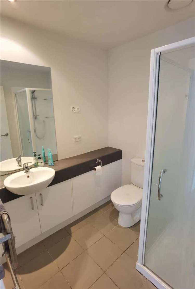 E7/60 Masons Road Oteha_3