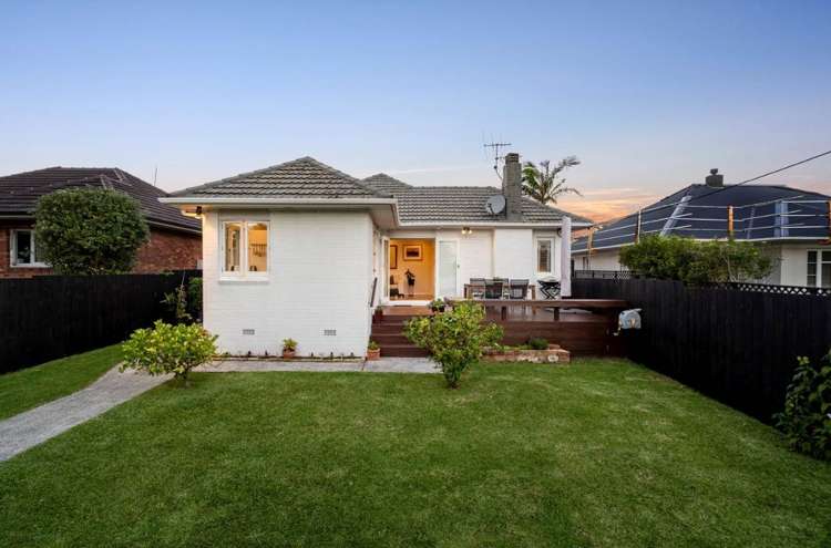 58A Eversleigh Road_0
