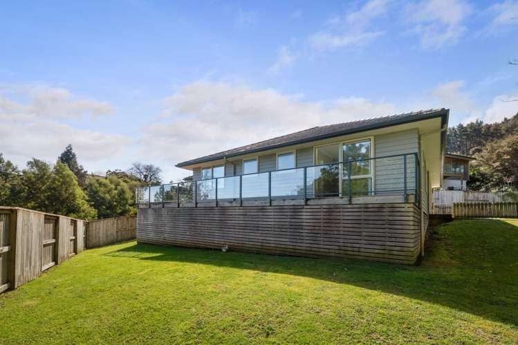 128 Korokoro Crescent Thames_23
