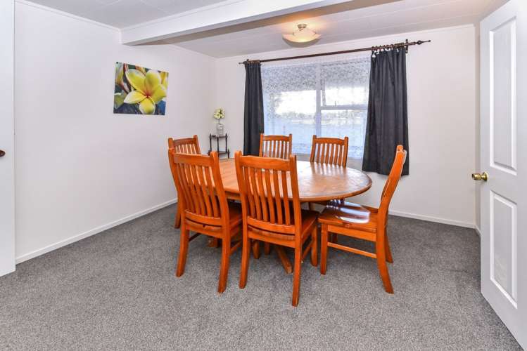 39 Pinehurst Place Wattle Downs_8