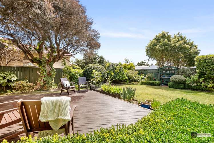 9 Wilford Street Woburn_19