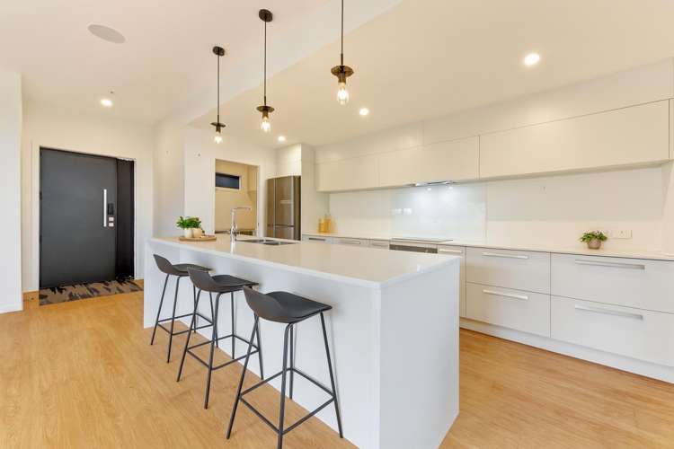 10 Sabine Drive Richmond_3