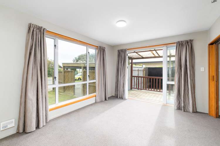 41 Pegasus Avenue_5