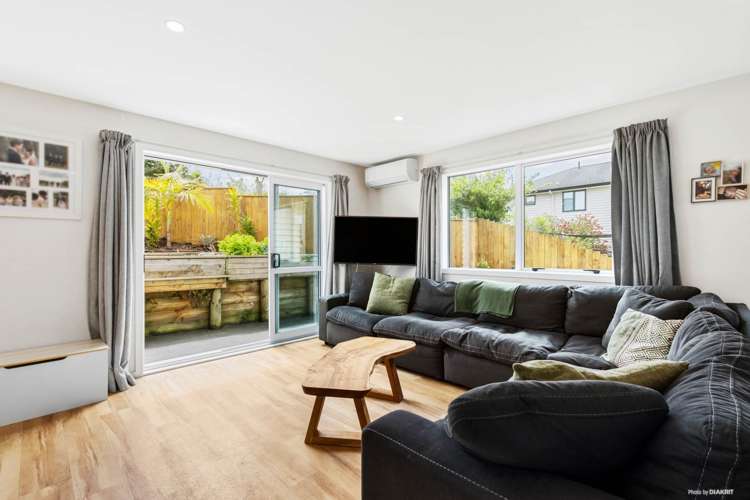 57 Maylee Crescent Gulf Harbour_4