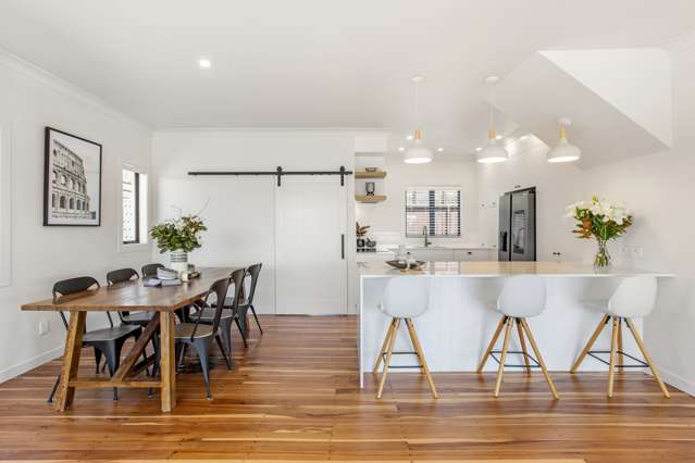 35 Long Street Raglan_3