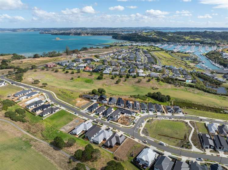 52 Whakairo Crescent Gulf Harbour_5