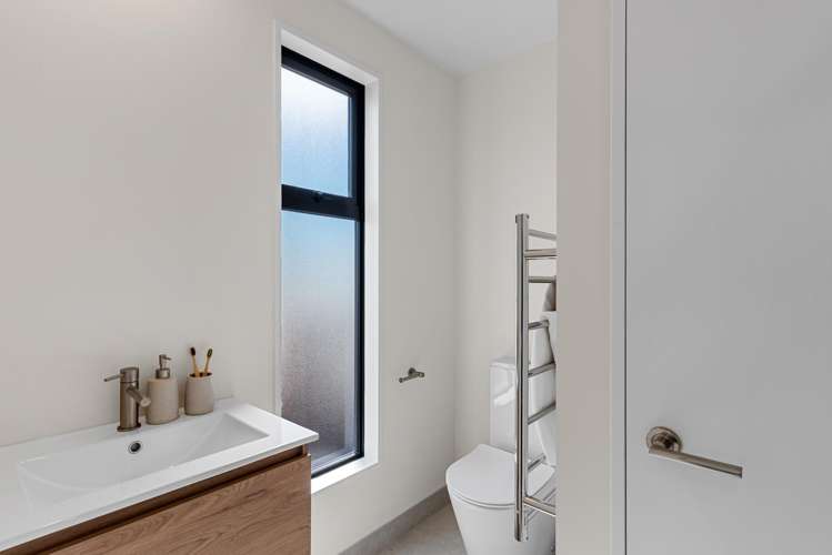 1-5/151 Simeon Street_5