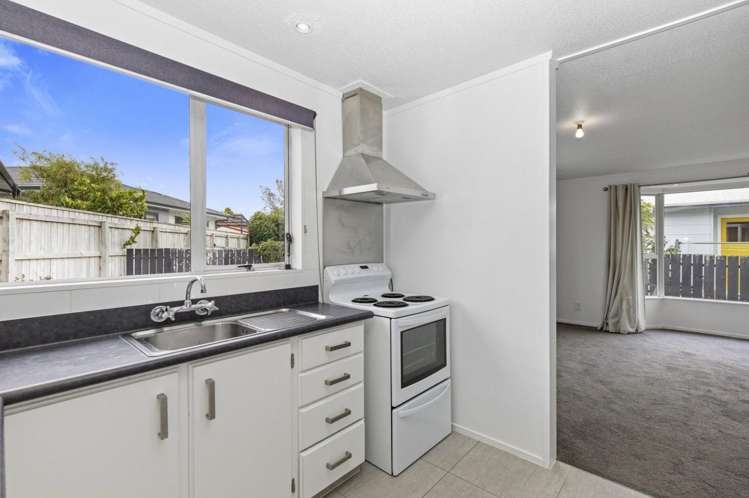 3/6 Awamutu Grove Waiwhetu_5