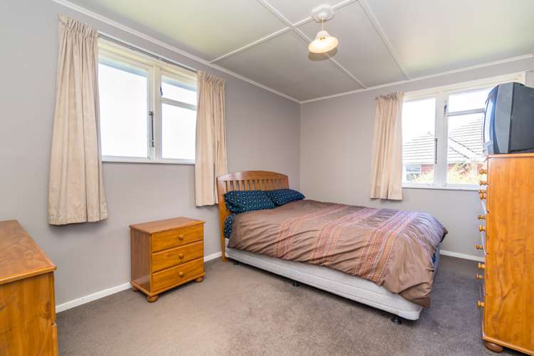 74 Columba Avenue Calton Hill_5