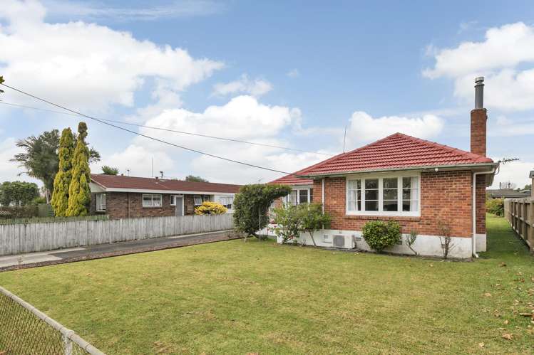 126 Hutchinson Avenue New Lynn_18