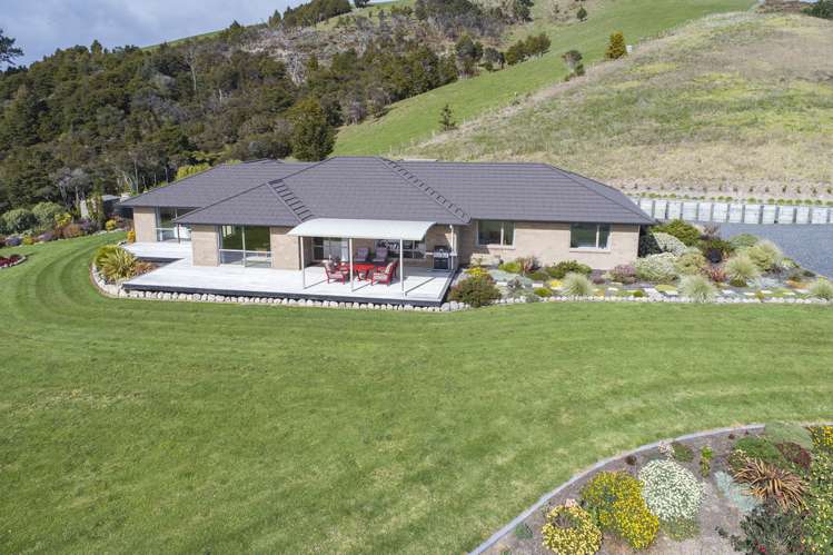 340 Pigs Head Road Hukerenui and Surrounds_17