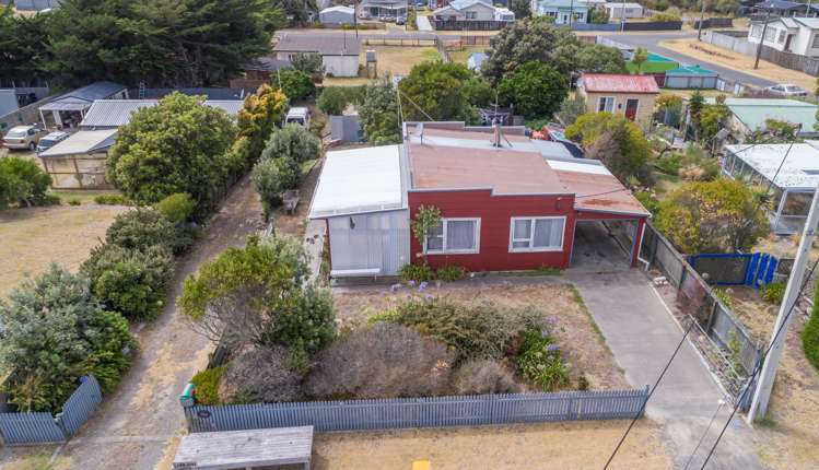 11 Ruanui Street Himatangi Beach_16