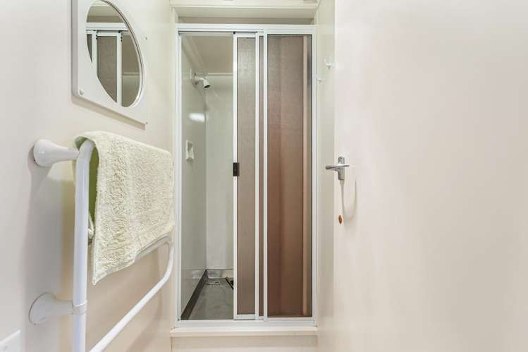 20 Fairway Avenue Red Beach_21