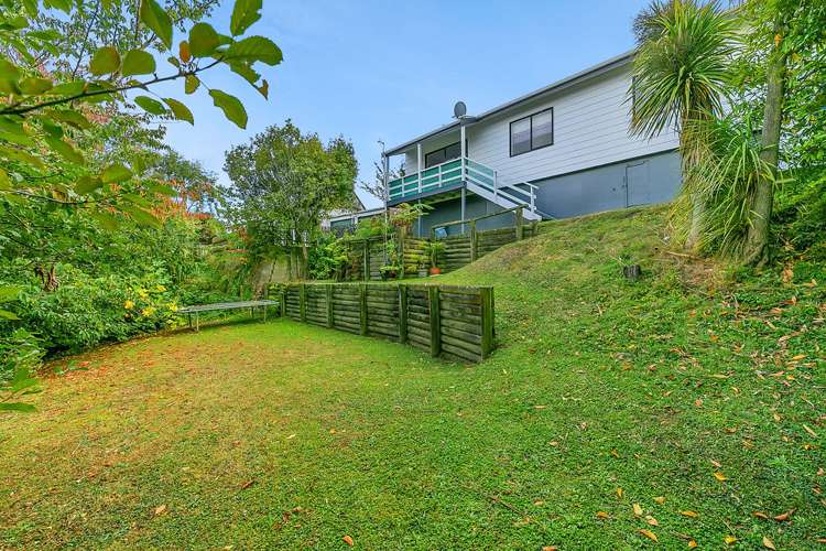 17 Omapere Street Whitby_16