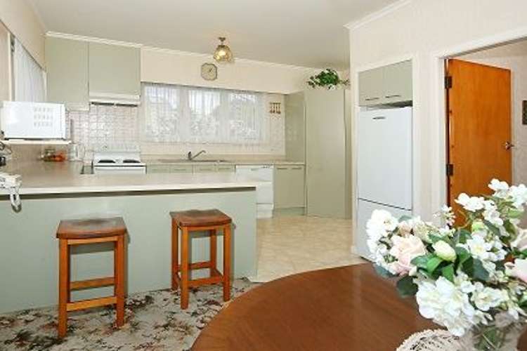 41 Fruitvale Road New Lynn_14