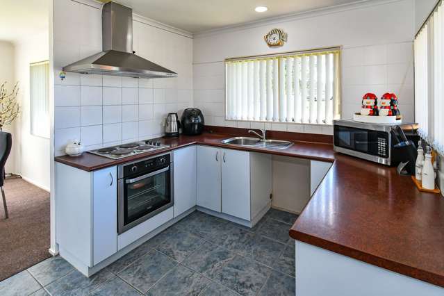 1 Loughinisland Place Manurewa_4