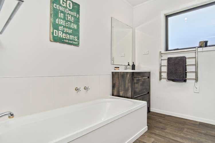 97 Ross Road Whakamarama_11