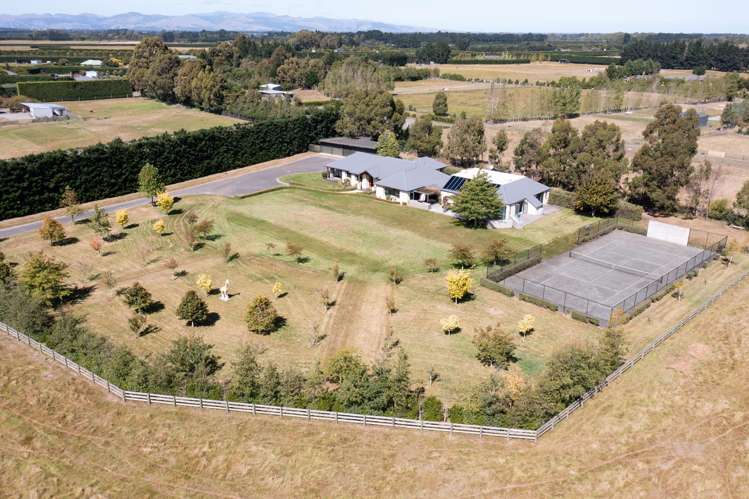 239 Lawford Road West Melton_33
