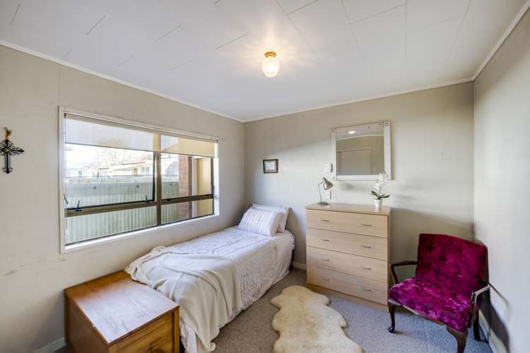 4/92 Guppy Road Greenmeadows_9