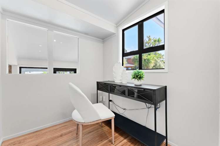 51 Saddleback Rise Murrays Bay_14