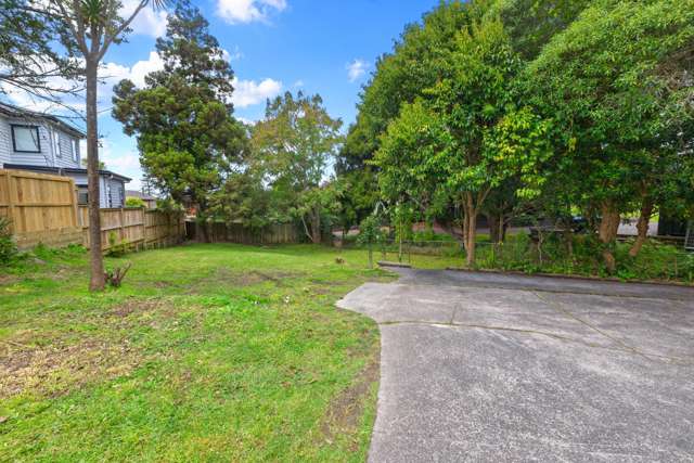 35 Lyndhurst Road Te Atatu South_1