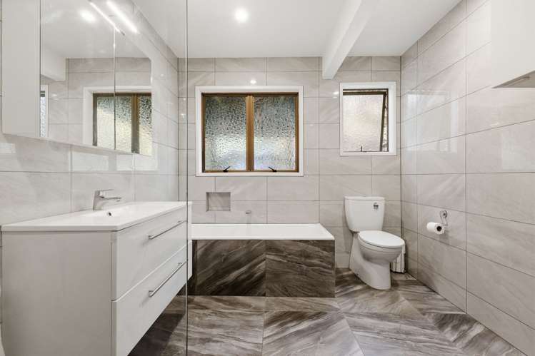 142 Weatherly Road Torbay_4
