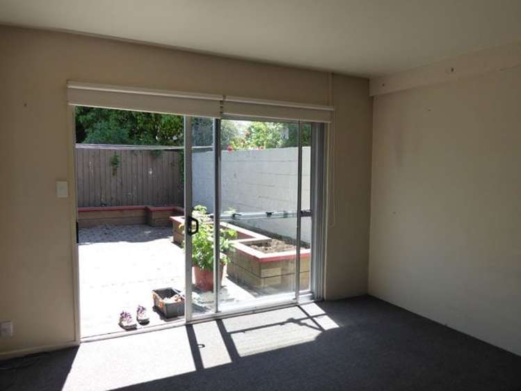 2/21 Huxley Street Sydenham_7