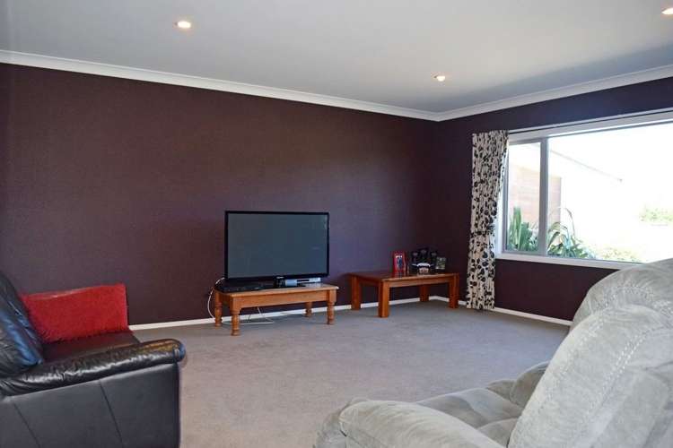 311 White Road Broadlands_9