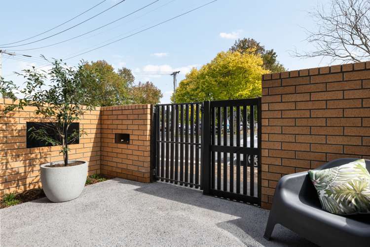 2/19 Richmond Street Whitiora_18
