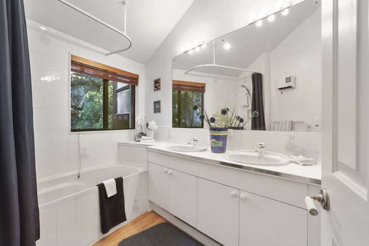 12 Westridge Road Titirangi_17